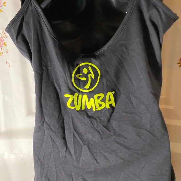 BOGO Zumba tank tops - Picture 4 of 5